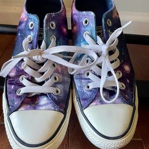 Low top galaxy converse
